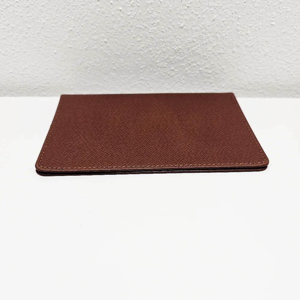 Louis Vuitton Vintage Taiga Leather Passport Holder Unisex With COA